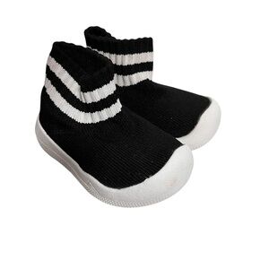 Black and White Toddler Knit Sock Sneakers Shoes